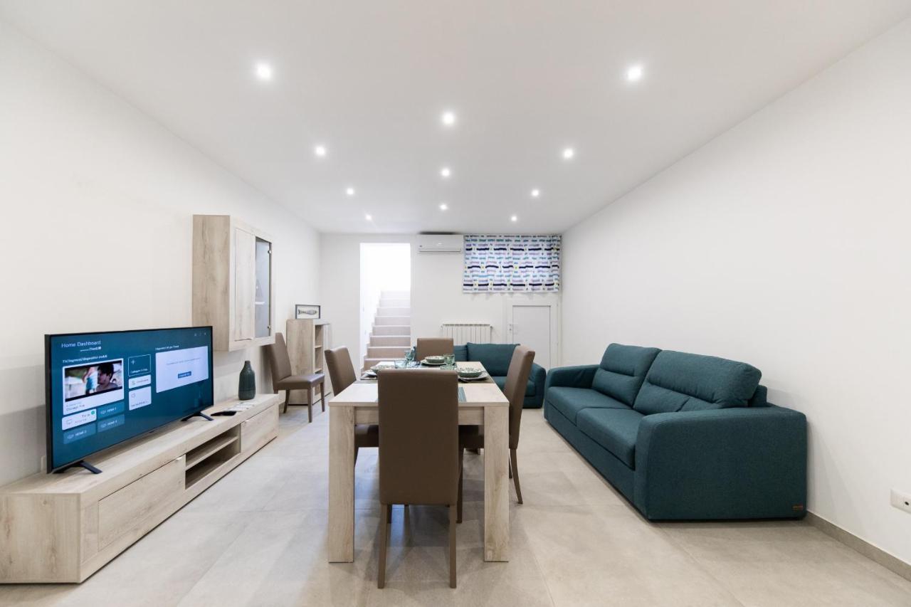 Plume Apartment By Wonderful Italy Bari Esterno foto